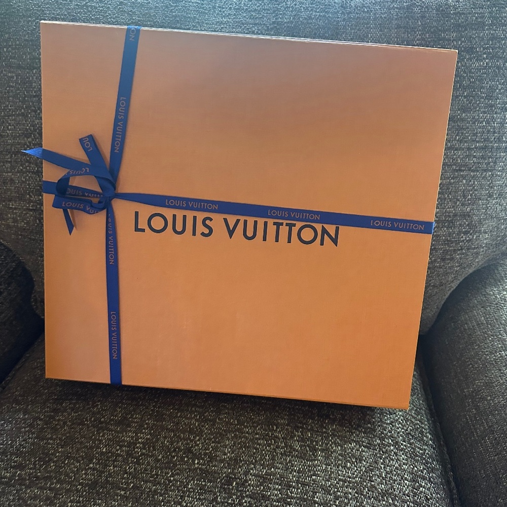 Louis Vuitton Trio Poche Toilette